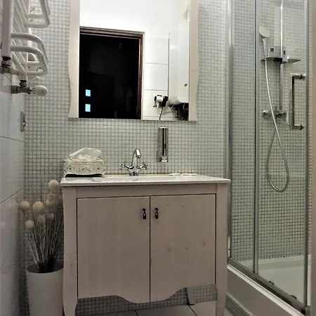 شقة Jaworski Apart's - Premium 40m2 - Self Check In 24h -bezkontaktowo Sam Sie Meldujesz I Wymeldowujesz Przez 24h - Do Rynku 7min!-fv *