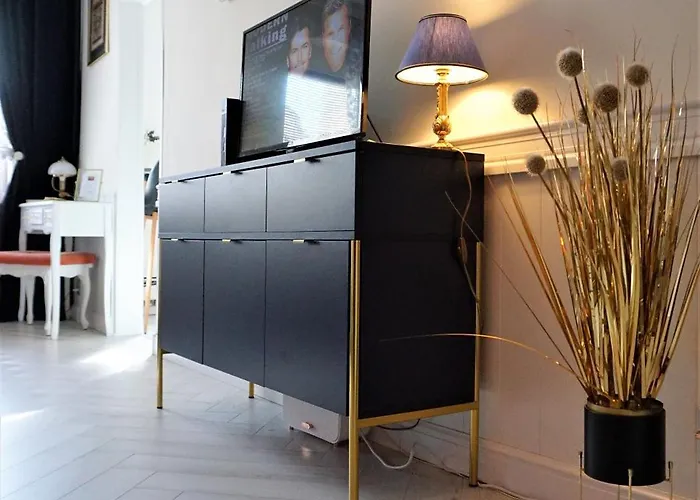 Jaworski Apart'S - Apartament Premium Z Balkonem 40M2 - Self Check In 24H -Bezkontaktowo Sam Sie Meldujesz I Wymeldowujesz Przez 24H - Do Rynku 7Min! * ורוצלב